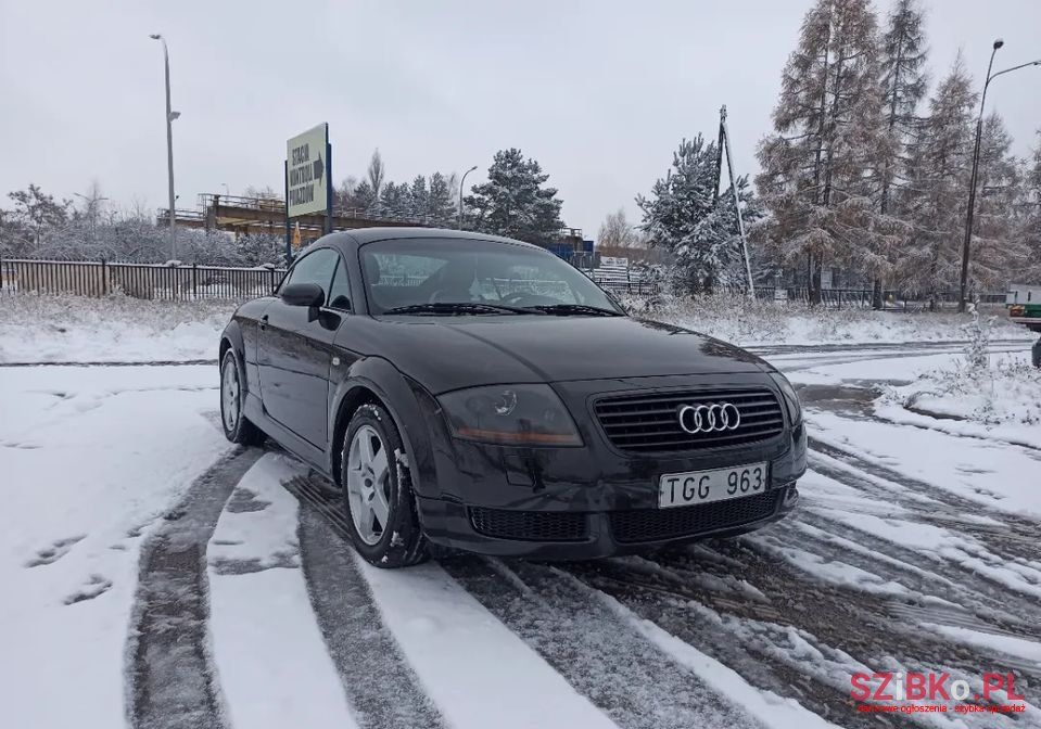 2002' Audi TT photo #2