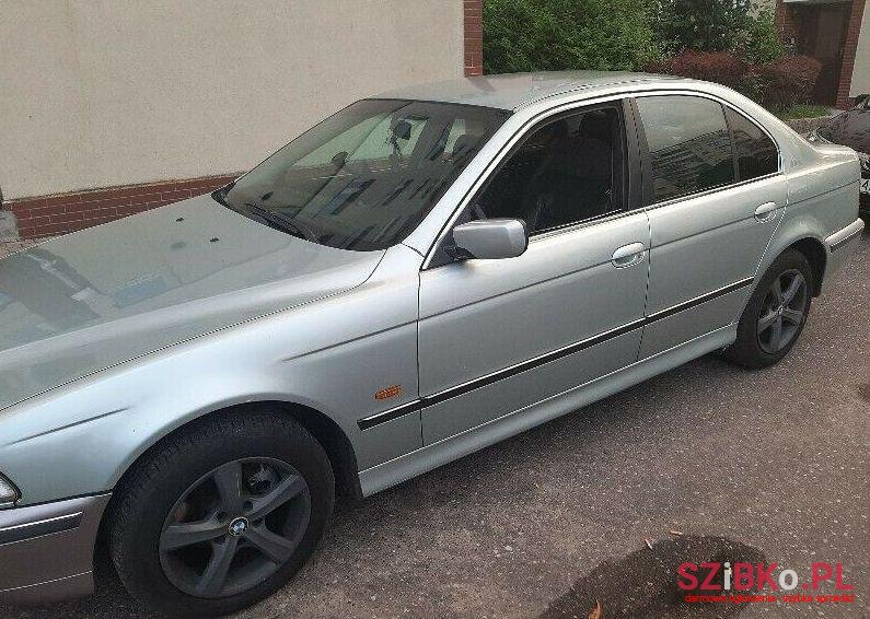 1999' BMW 525 photo #1