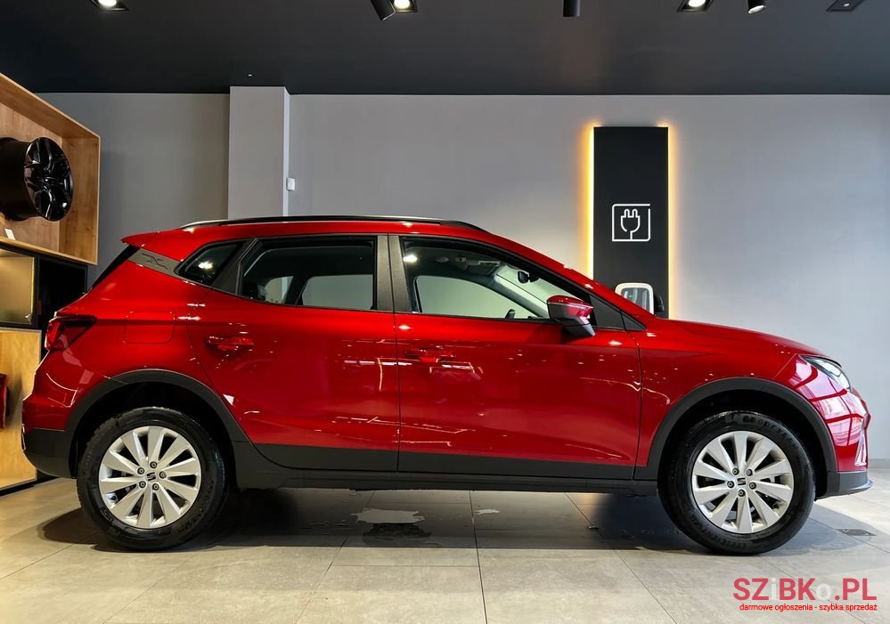 2023' SEAT Arona photo #3