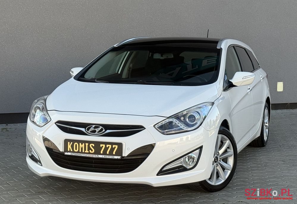 2013' Hyundai i40 Kombi 1.6 Trend photo #1