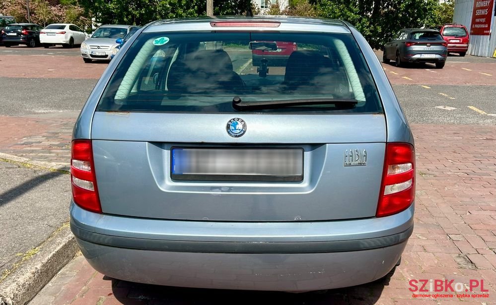 2003' Skoda Fabia 1.4 16V Comfort photo #5