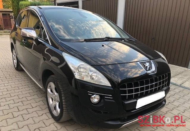 2011' Peugeot 3008 photo #2