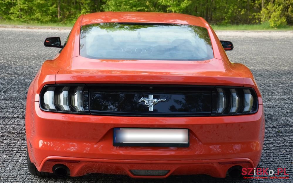 2016' Ford Mustang photo #6