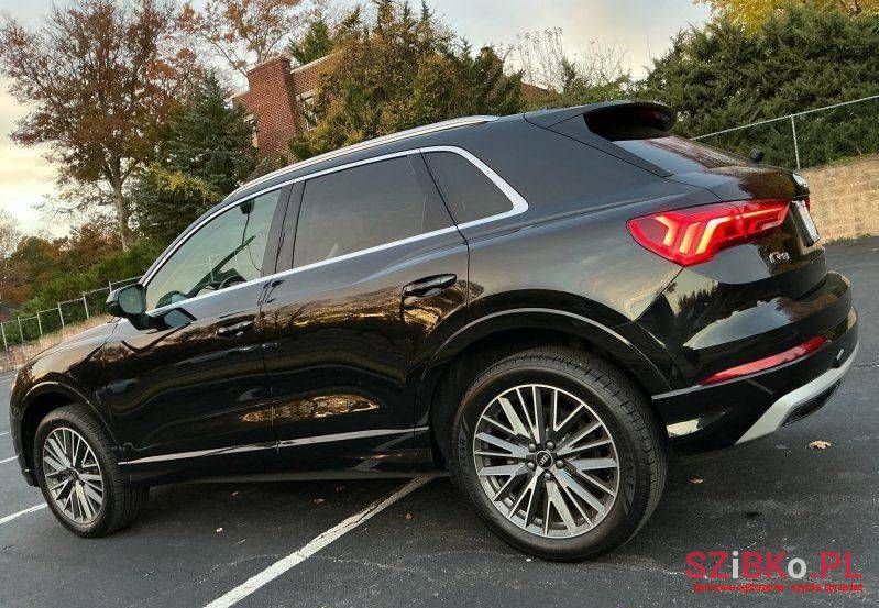 2019' Audi Q3 photo #1