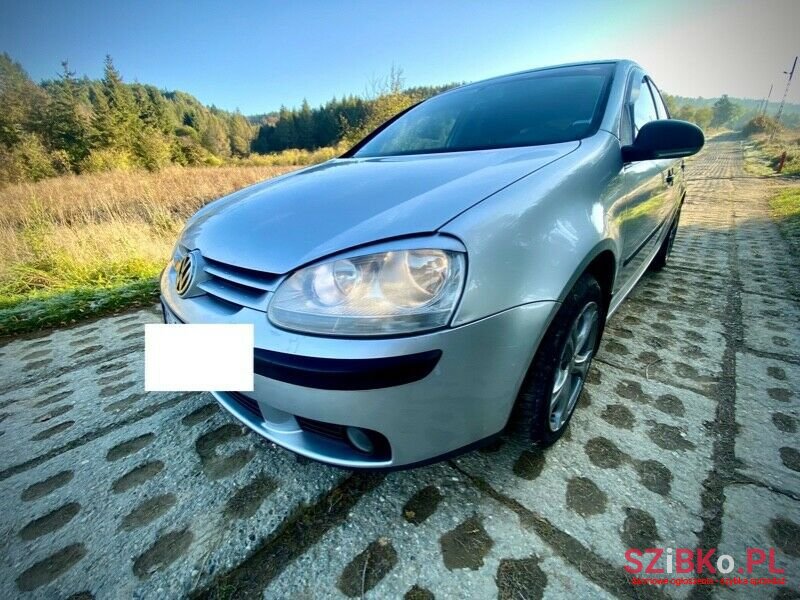 2006' Volkswagen Golf photo #1