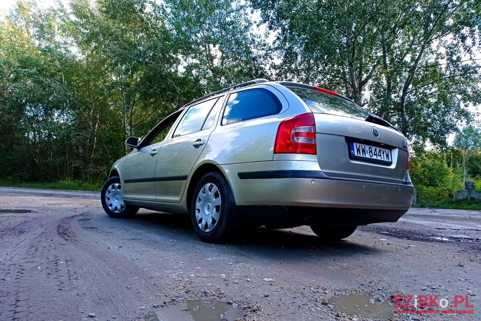 2005' Skoda Octavia photo #1