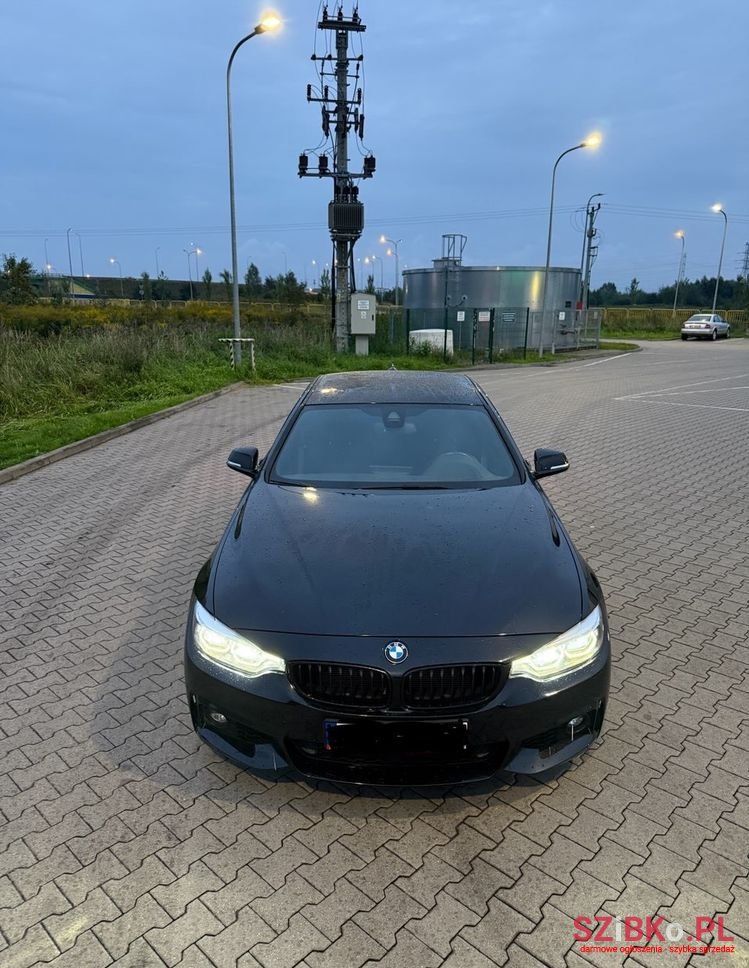 2018' BMW 4 Series 420D M Sport photo #4