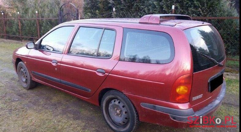 2000' Renault Megane photo #4