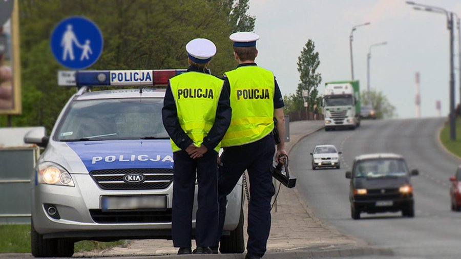 Нові правила дорожнього руху у Польщі: дрібна неуважність загрожує великим штрафом