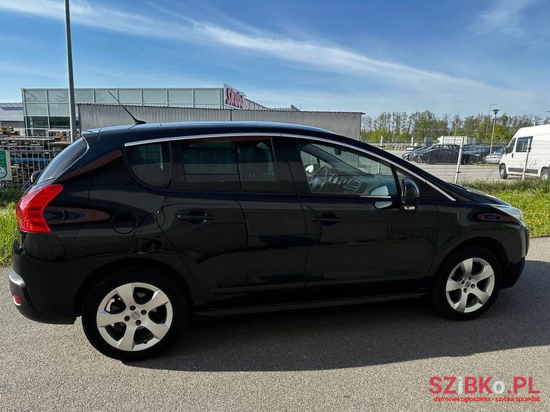 2009' Peugeot 3008 120 Vti Premium photo #6