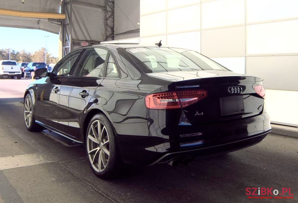 2016' Audi A4 Limousine photo #4