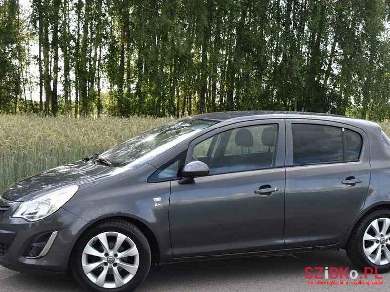 2012' Opel Corsa photo #4