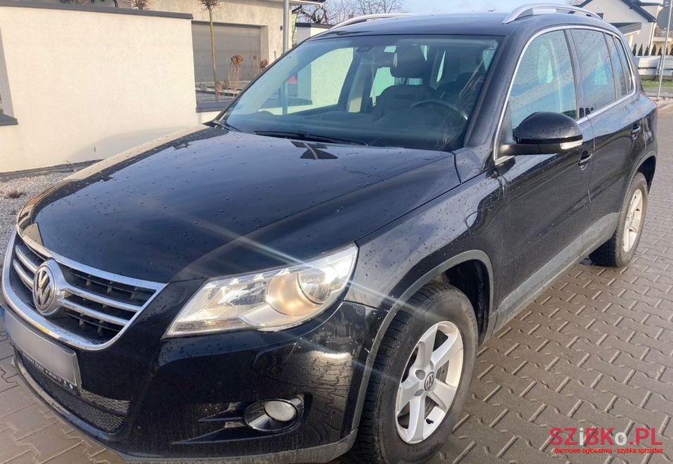 2008' Volkswagen Tiguan photo #1