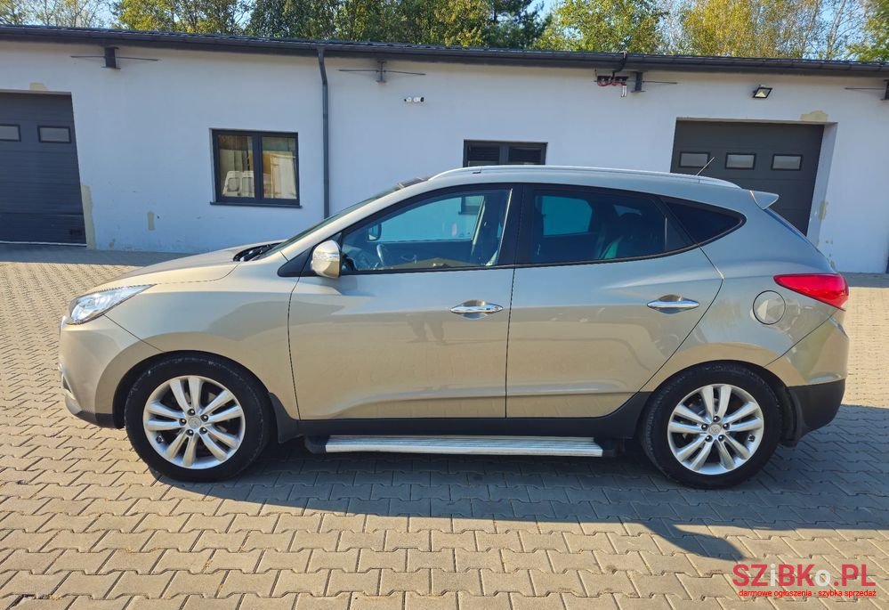2011' Hyundai ix35 2.0 Crdi Style photo #6