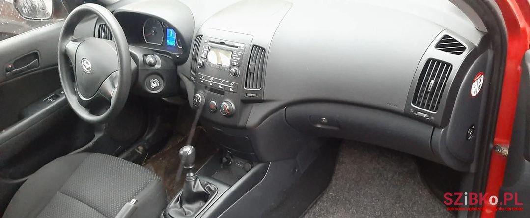 2009' Hyundai i30 photo #4