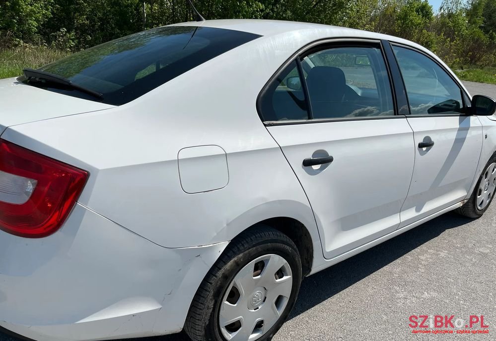2013' Skoda Rapid 1.6 Tdi Dpf Active photo #3