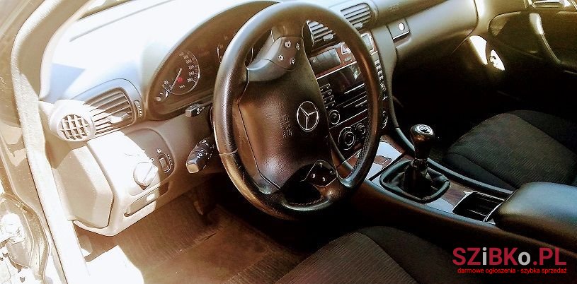2004' Mercedes-Benz Klasa C photo #5