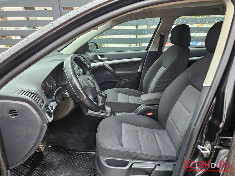 2007' Skoda Octavia 1.9 Tdi Elegance photo #6