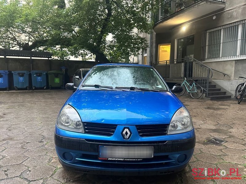 2005' Renault Clio photo #2