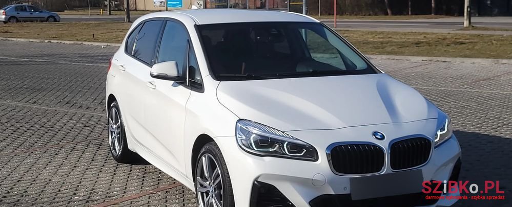 2020' BMW 2 Series 218I Active Tourer photo #1