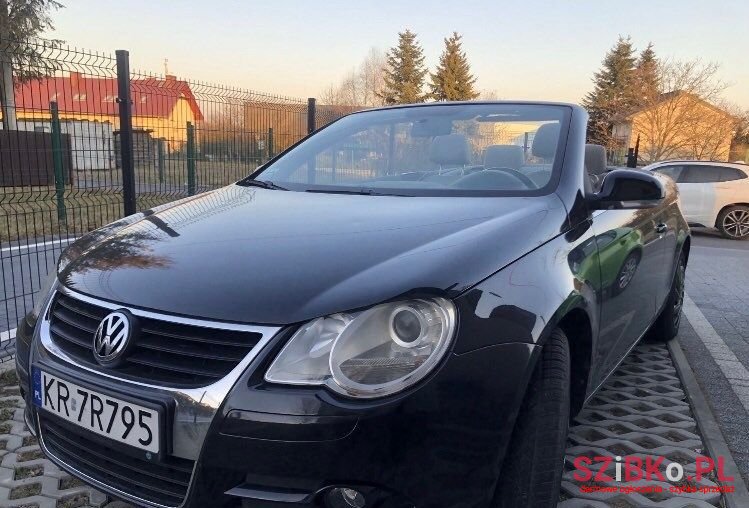 2008' Volkswagen Eos photo #1