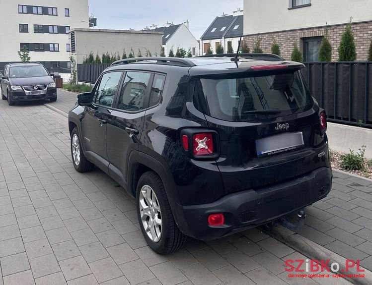 2015' Jeep Renegade photo #6