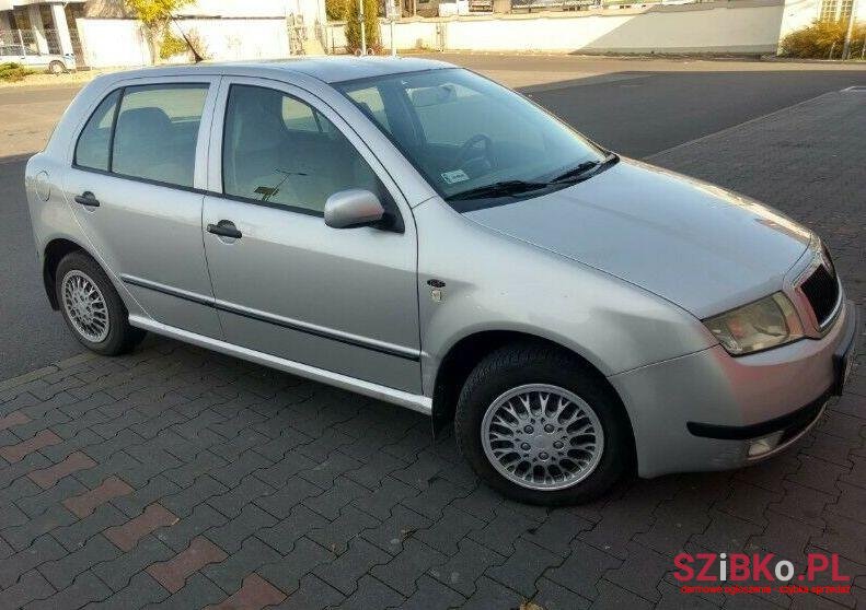 2003' Skoda Fabia photo #1