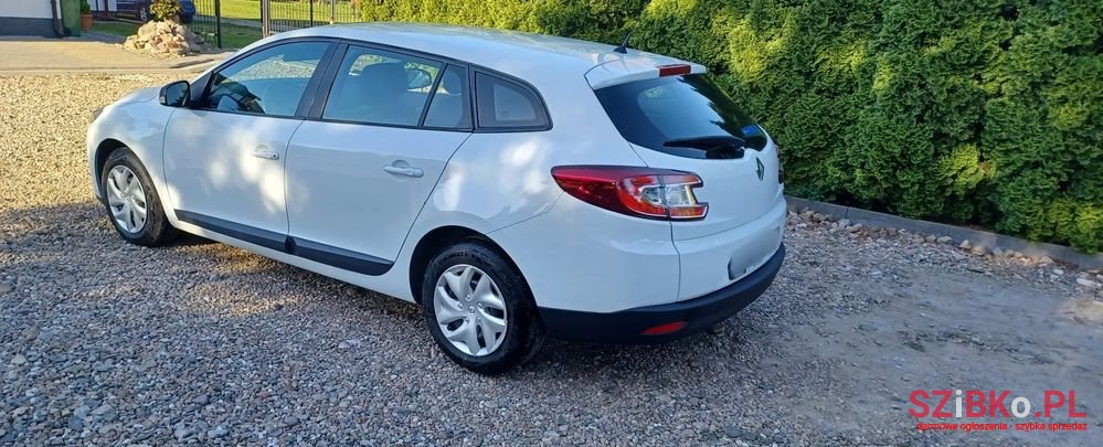 2014' Renault Megane photo #4