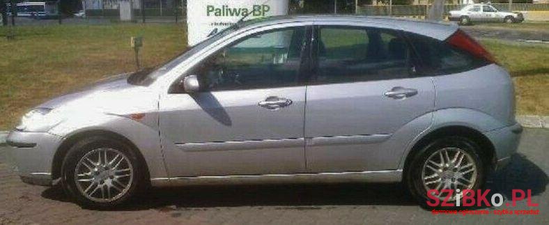 2002' Ford Focus photo #3