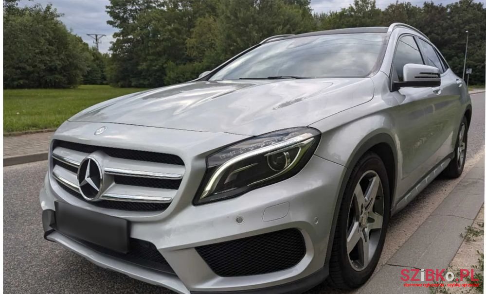 2014' Mercedes-Benz GLA photo #1