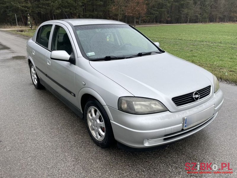 2003' Opel Astra Ii 1.6 Gl / Start photo #2