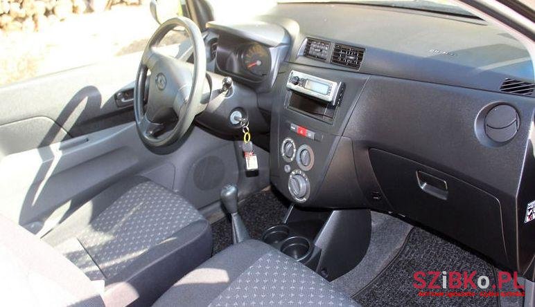 2008' Daihatsu Coruna photo #1