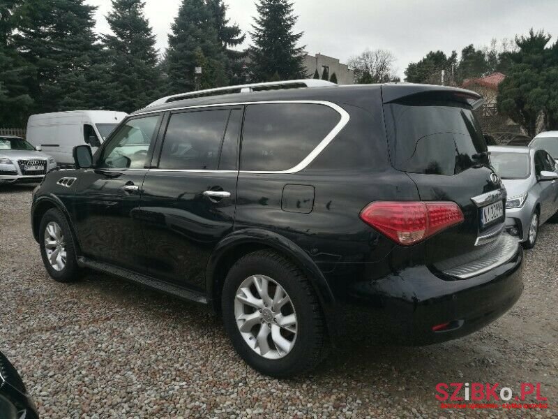 2011' Infiniti QX80 photo #2