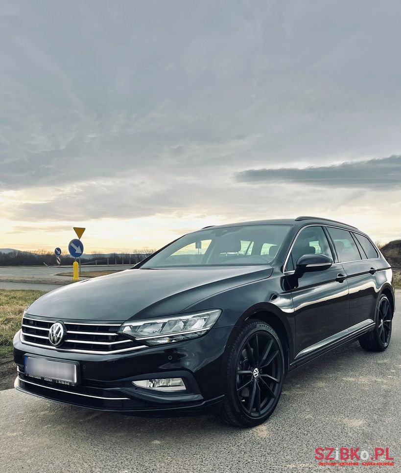 2020' Volkswagen Passat photo #3