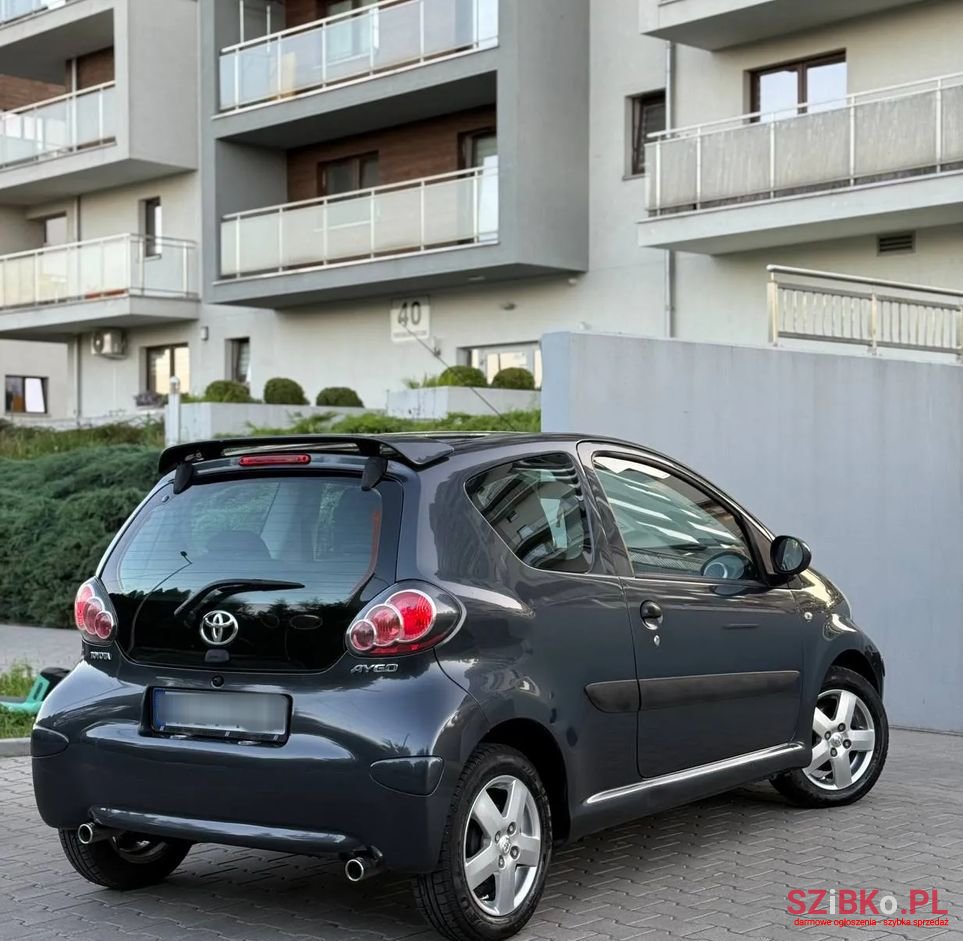 2007' Toyota Aygo photo #6