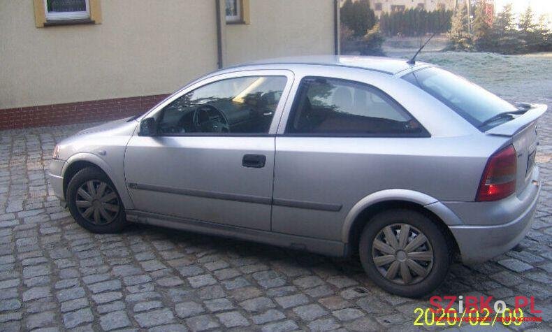 2001' Opel Astra photo #1