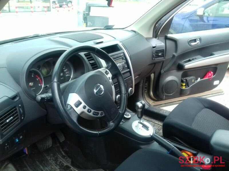 2009' Nissan X-Trail photo #2
