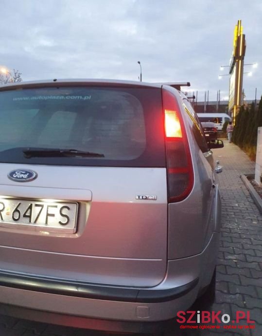 2007' Ford Focus photo #3