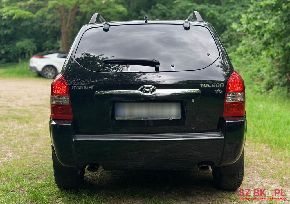 2004' Hyundai Tucson 2.7 Gls photo #4