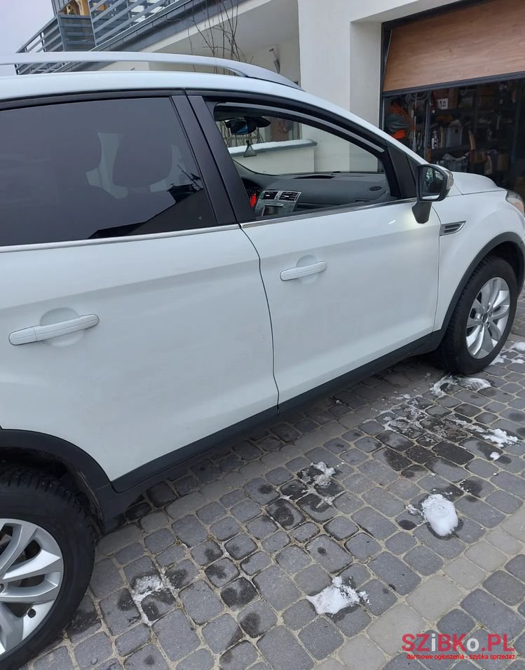 2011' Ford Kuga photo #1