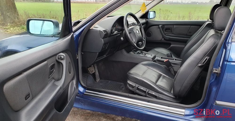 2000' BMW 3 Series photo #4