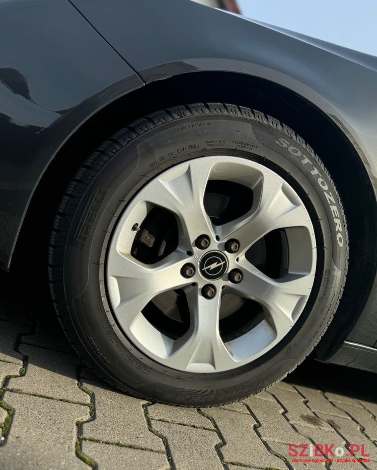 2016' Opel Insignia 2.0 Cdti Executive photo #6