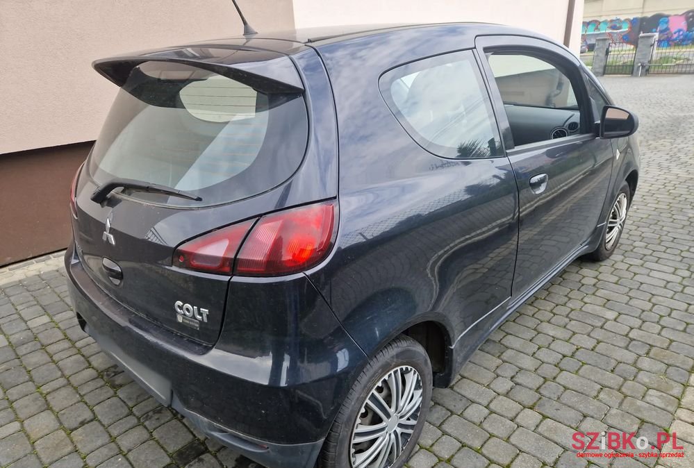 2009' Mitsubishi Colt 1.3 Instyle photo #5