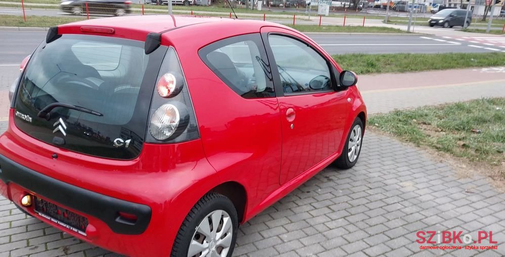 2011' Citroen C1 1.0 Advance photo #6