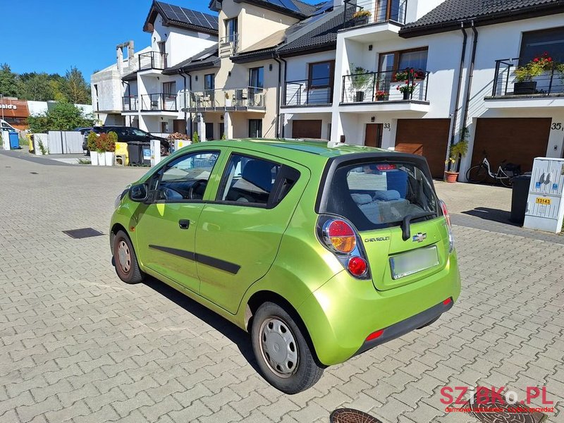 2010' Chevrolet Spark 1.0 Base photo #3