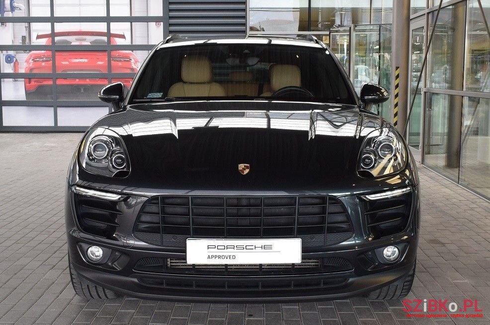 2017' Porsche Macan photo #5