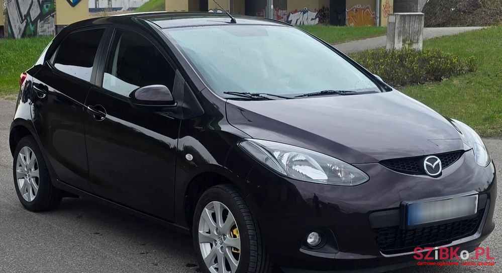 2011' Mazda 2 1.3 Mzr Active photo #4