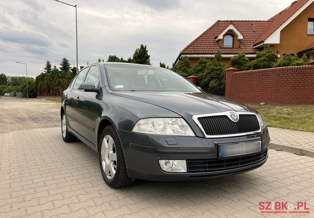 2007' Skoda Octavia photo #1