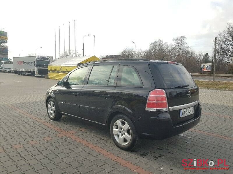 2006' Opel Zafira photo #1