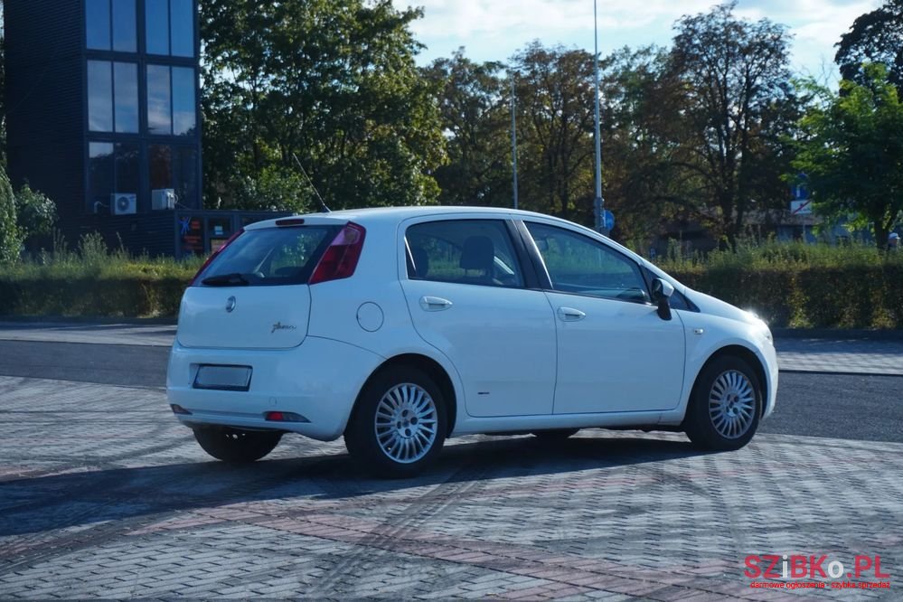 2008' Fiat Grande Punto photo #5